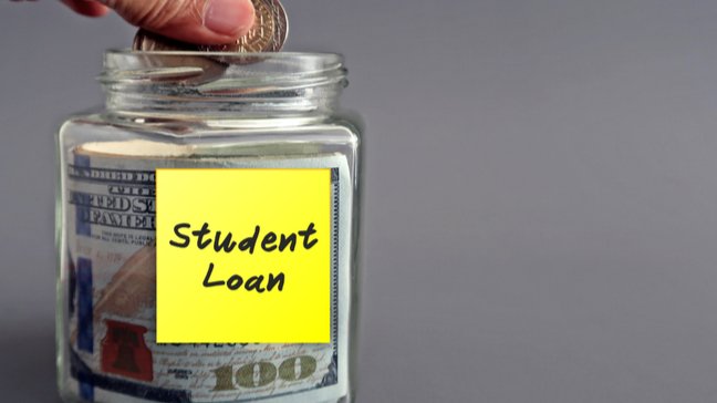 How Student Loans Work - When and how do you pay loans back?