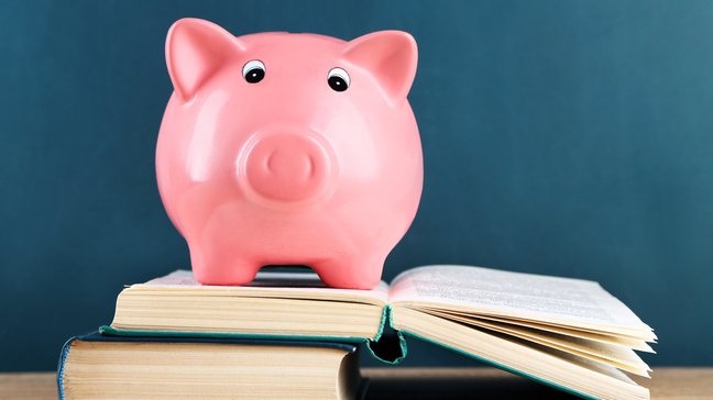 How Student Loans Work - How much should you borrow?